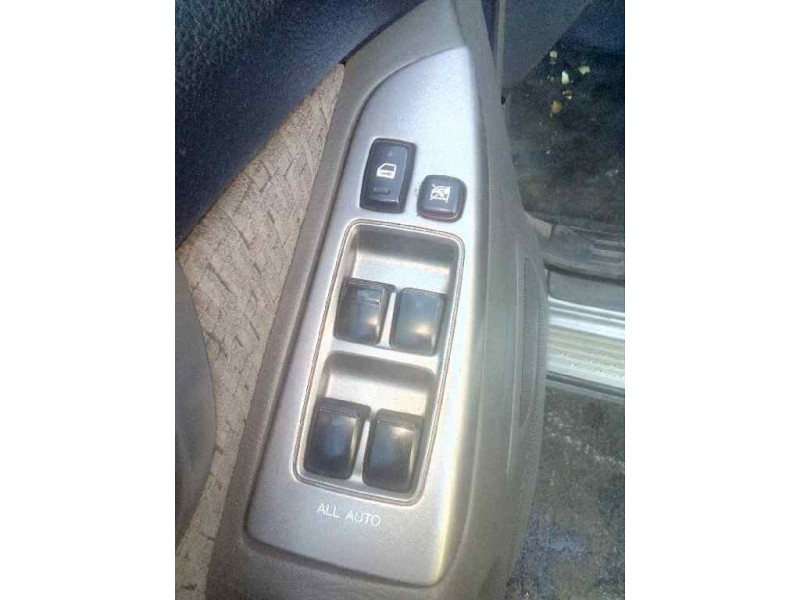 toyota land cruiser (j12) del año 2005