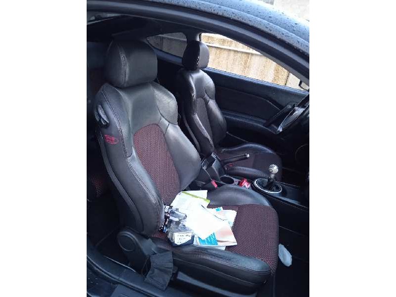 hyundai coupe (gk) del año 2006