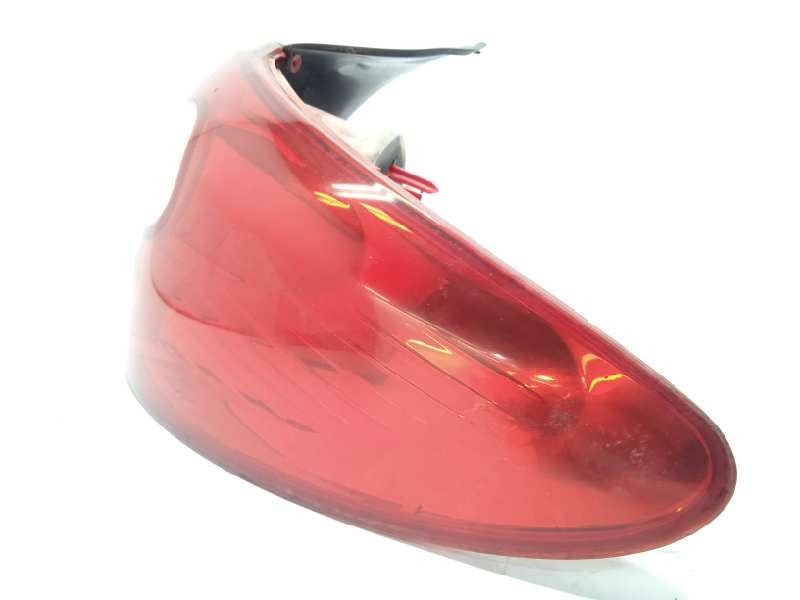 Recambio de piloto trasero derecho para peugeot 206+ básico referencia OEM IAM 6351GV  