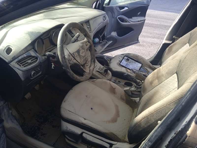 opel astra k lim. 5türig del año 2018