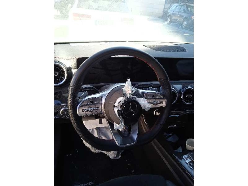 mercedes-benz clase cla (w118) del año 2022