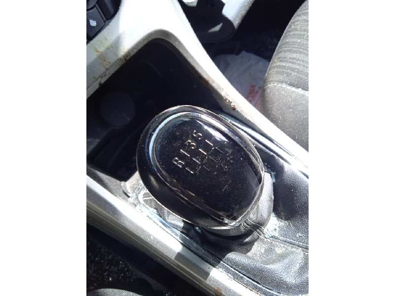 opel astra j lim. del año 2011