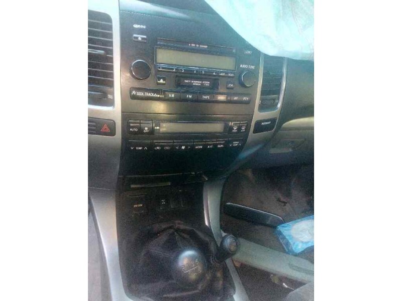 toyota land cruiser (j12) del año 2005