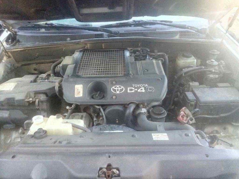 toyota land cruiser (j12) del año 2005