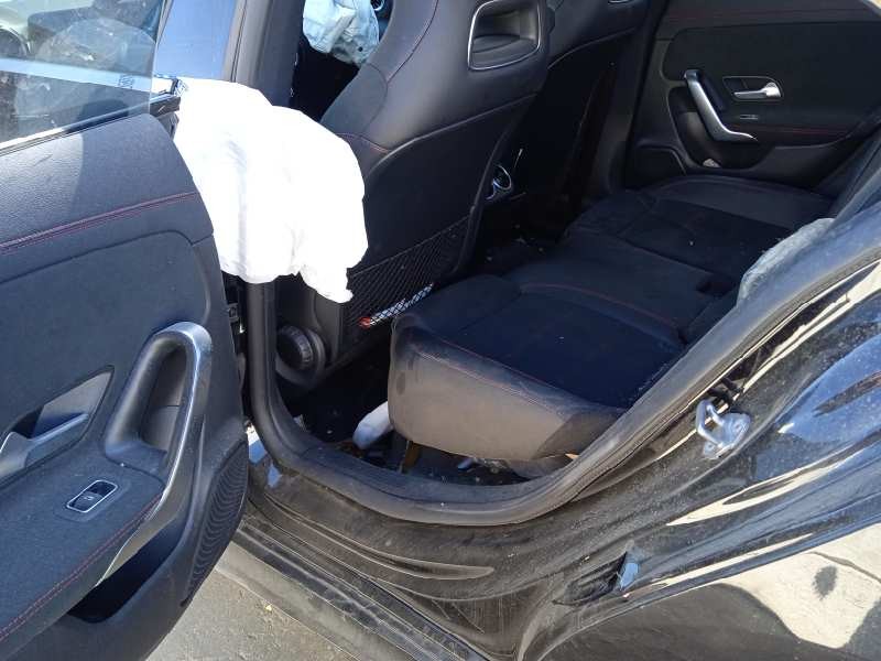 mercedes-benz clase cla (w118) del año 2022