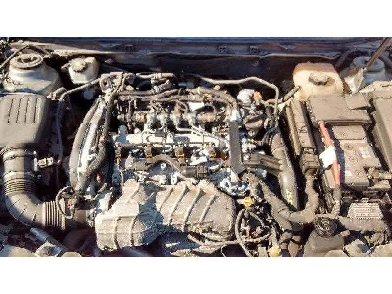 opel insignia berlina del año 2011