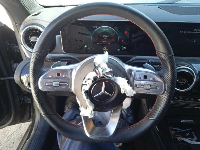 mercedes-benz clase cla (w118) del año 2022
