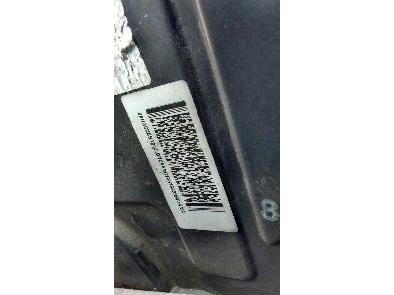 opel insignia berlina del año 2011