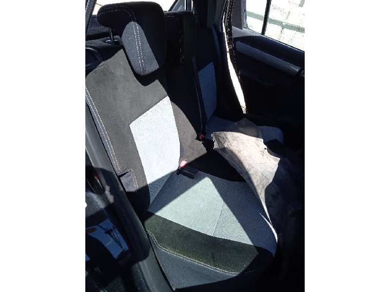 suzuki swift berlina (mz) del año 2010