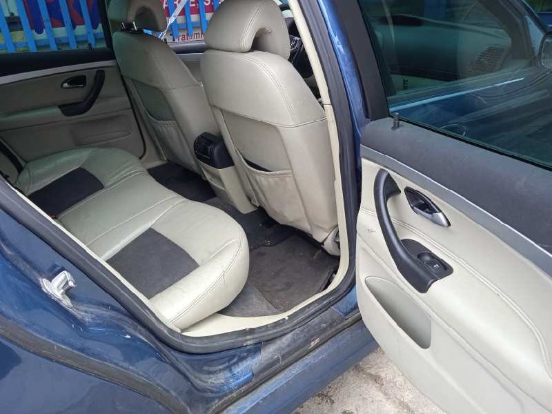 saab 9-3 berlina del año 2005