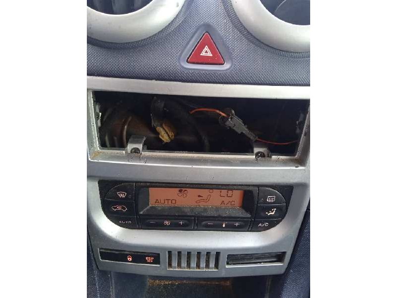 peugeot 1007 del año 2005