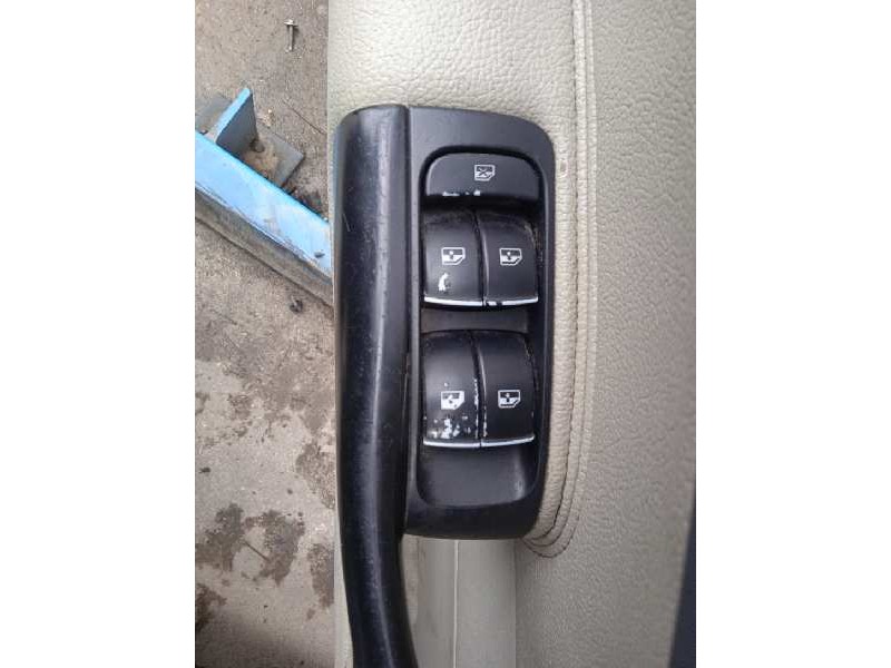 saab 9-3 berlina del año 2005