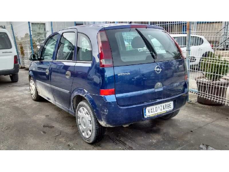 opel meriva del año 2004
