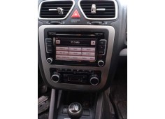 volkswagen scirocco (137) del año 2010 2