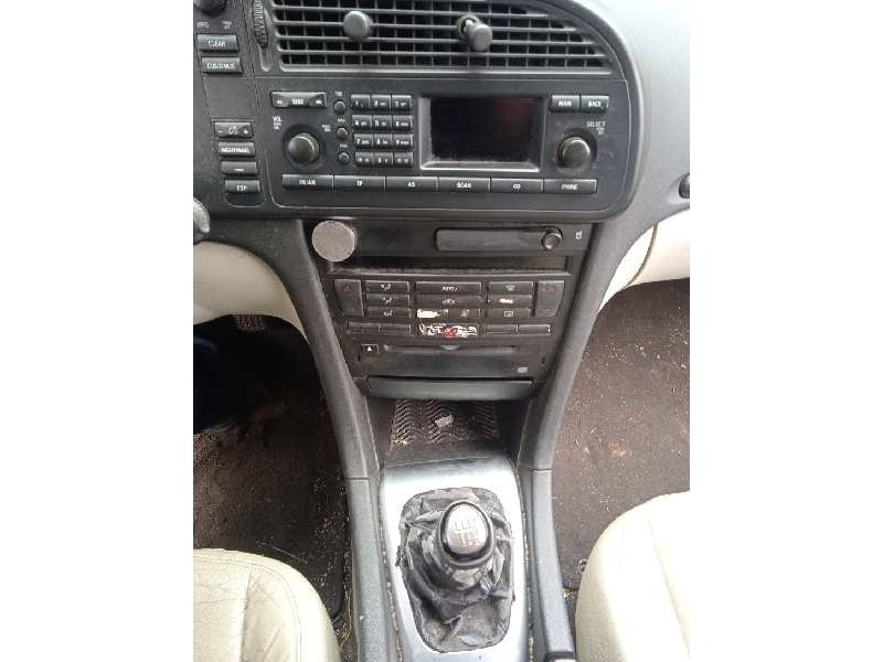 saab 9-3 berlina del año 2005