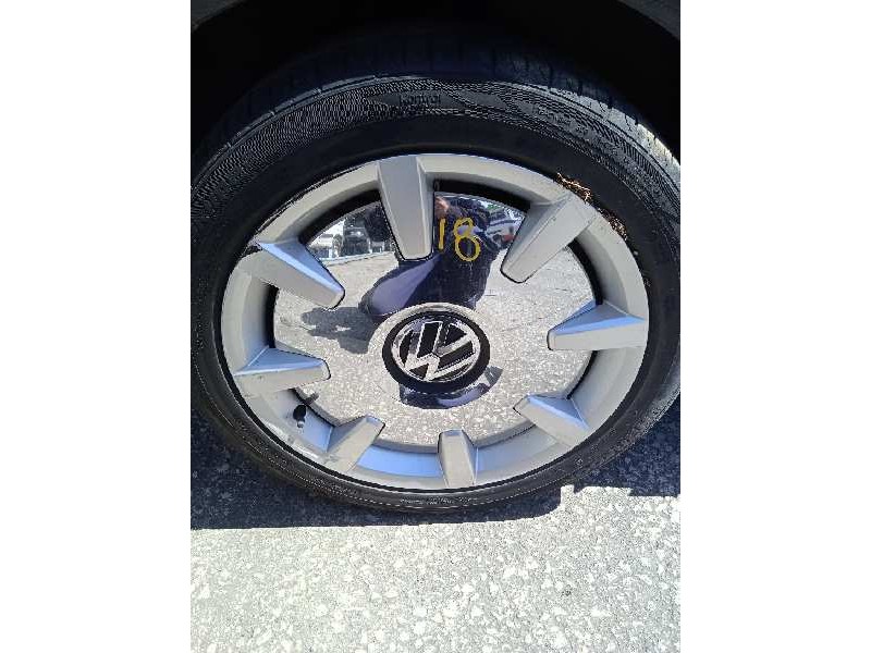 volkswagen beetle del año 2014