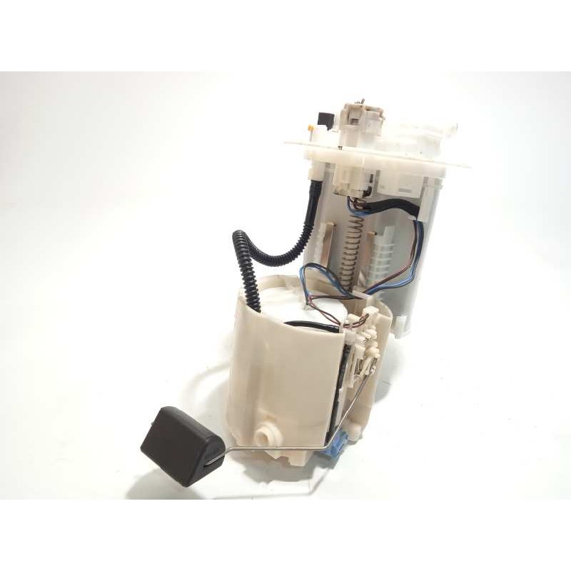 Recambio de bomba combustible para toyota auris sol referencia OEM IAM 7702002200  