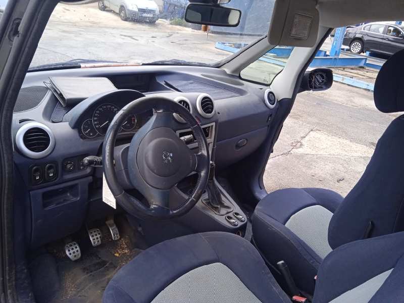 peugeot 1007 del año 2005