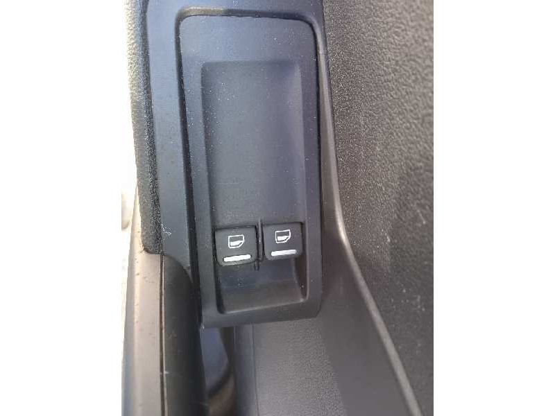 volkswagen beetle del año 2014