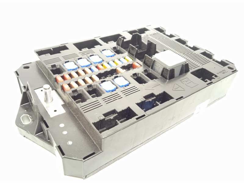 Recambio de caja reles / fusibles para jaguar xf 3.0 v6 diesel cat referencia OEM IAM BX2314B476AA  C2Z16075
