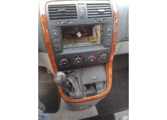 kia carnival ii del año 2005 2