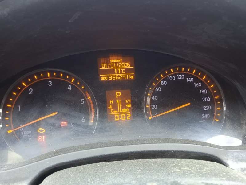 toyota avensis cross sport (t27) del año 2009