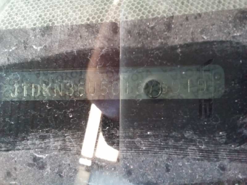 toyota prius (nhw30) del año 2011