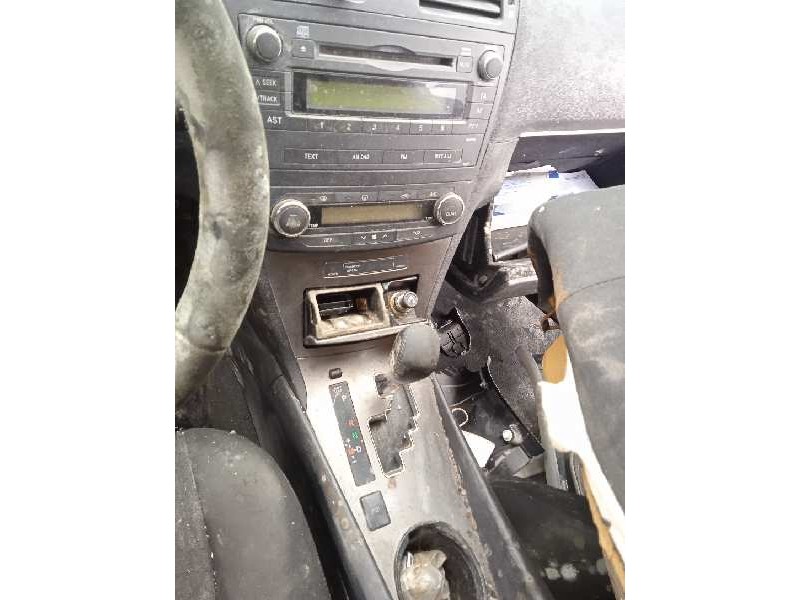 toyota avensis cross sport (t27) del año 2009