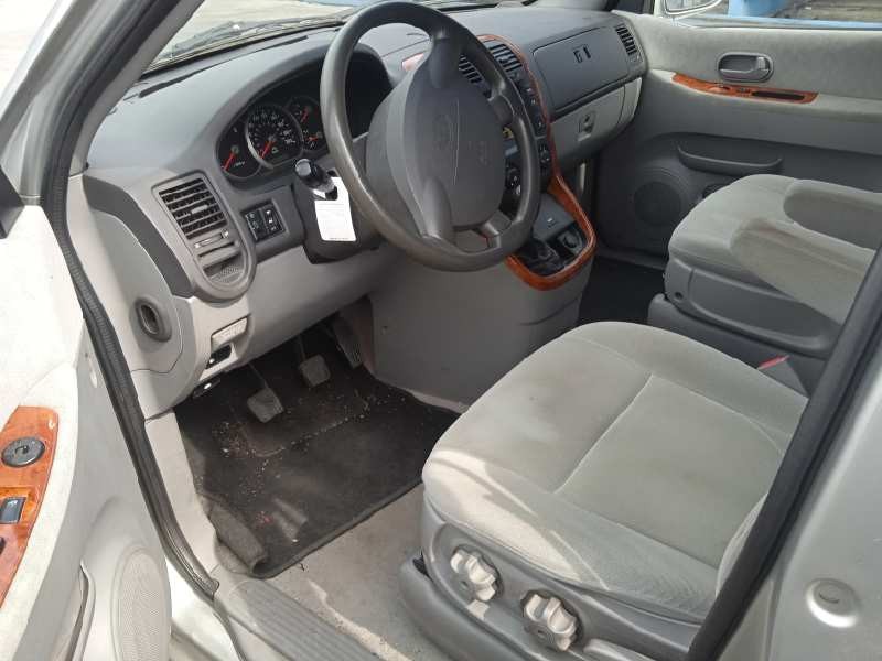 kia carnival ii del año 2005