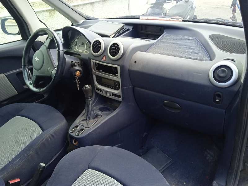 peugeot 1007 del año 2005