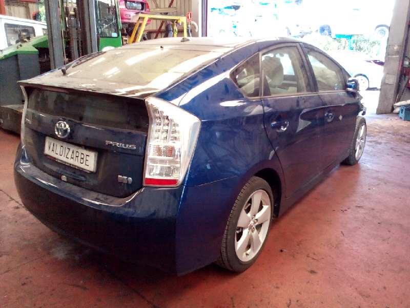 toyota prius (nhw30) del año 2011
