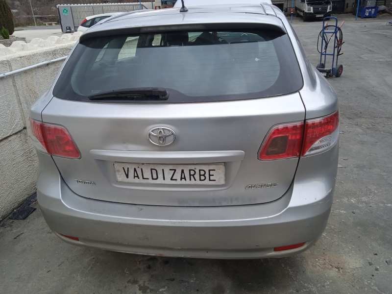 toyota avensis cross sport (t27) del año 2009