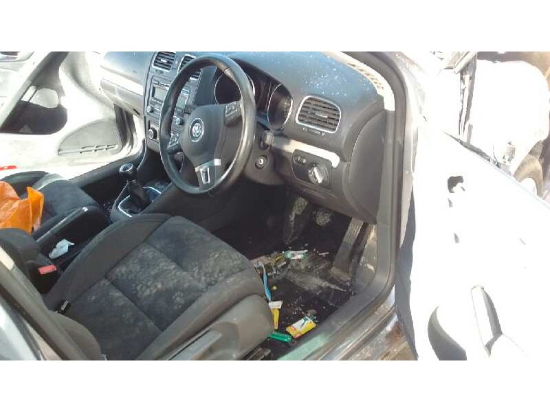 volkswagen golf vi (5k1) del año 2011