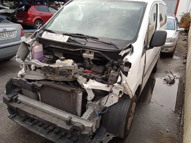 nissan nv 200 (m20) del año 2015