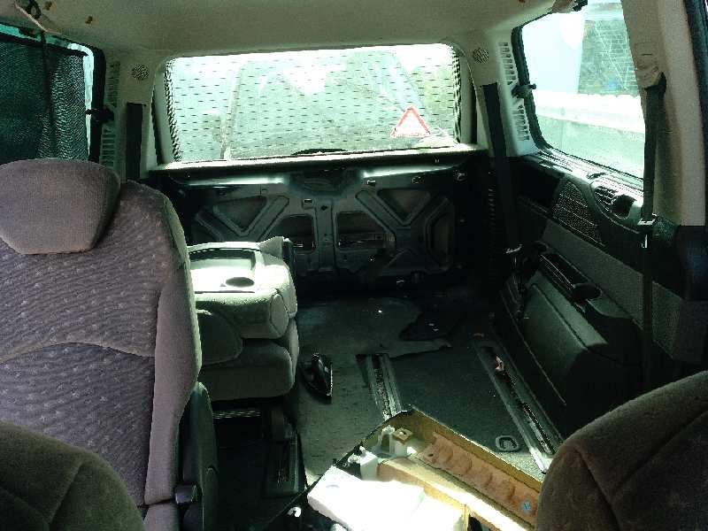 peugeot 807 del año 2003