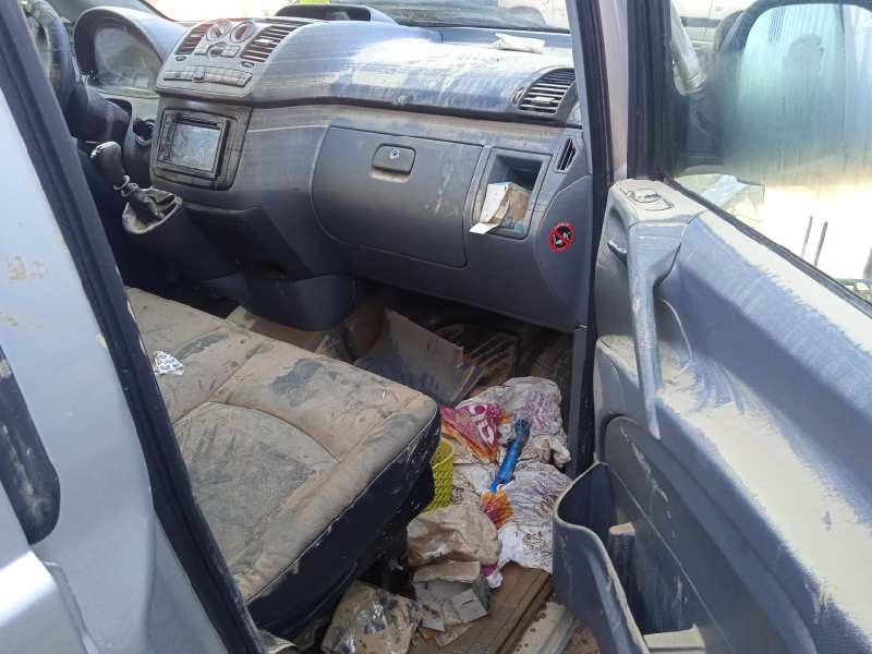 mercedes-benz vito combi 06.2003  del año 2005