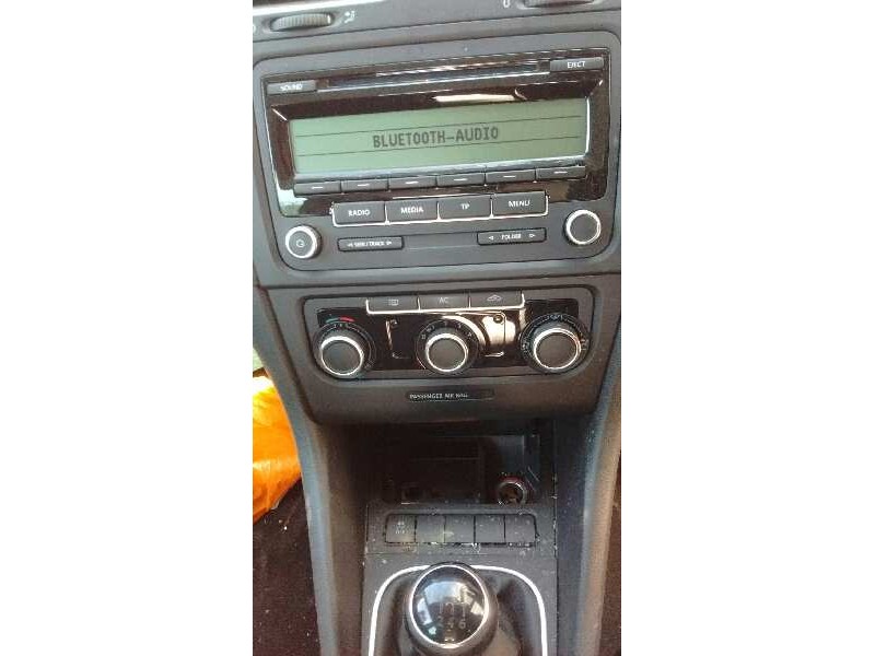 volkswagen golf vi (5k1) del año 2011