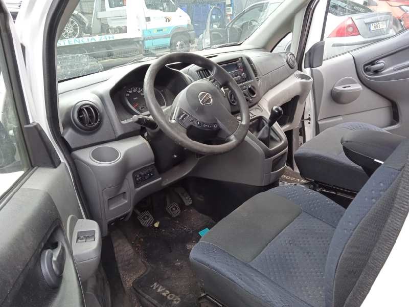 nissan nv 200 (m20) del año 2015