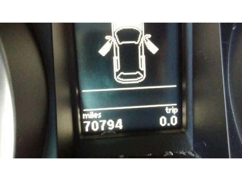 volkswagen golf vi (5k1) del año 2011