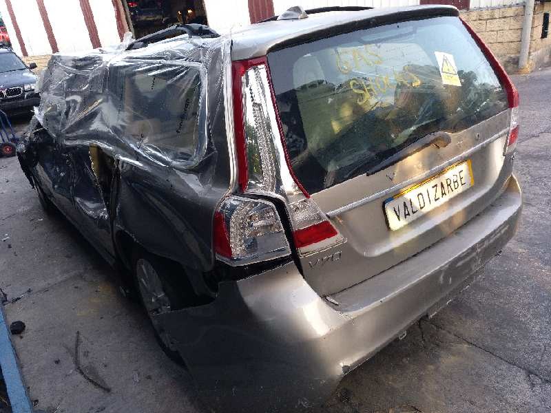 volvo v70 familiar del año 2015