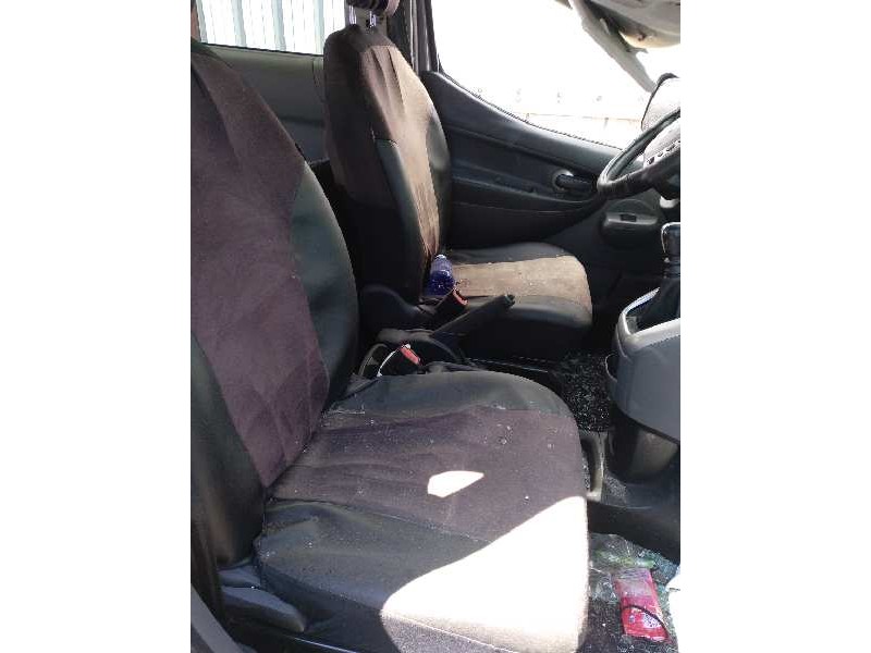 nissan nv 200 (m20) del año 2015