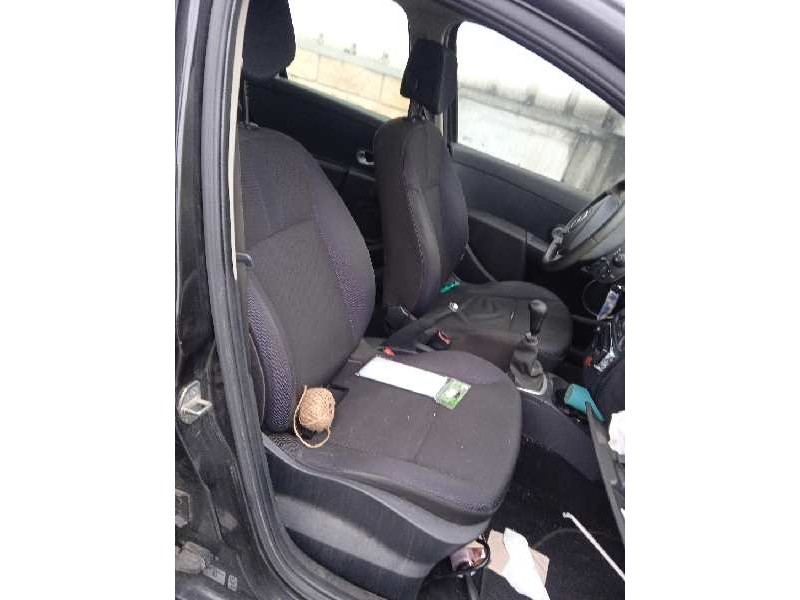 renault clio iii del año 2007