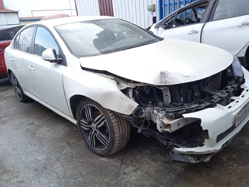 renault latitude del año 2011