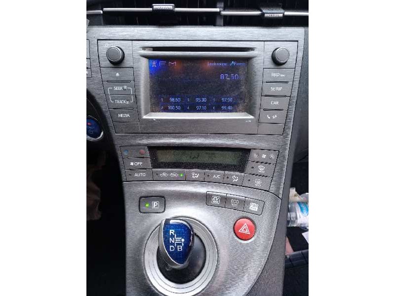 toyota prius (nhw30) del año 2013