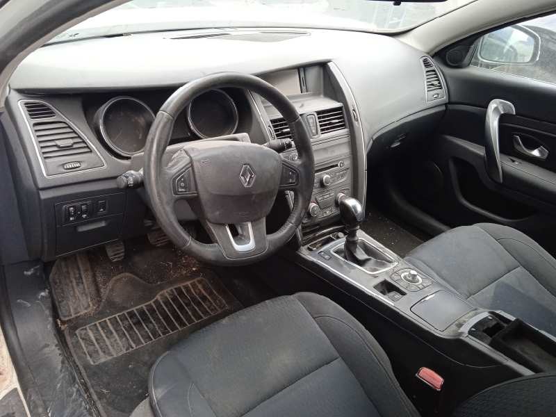 renault latitude del año 2011