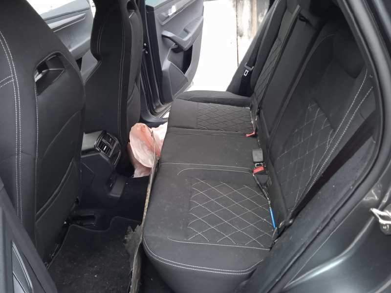 skoda karoq (nu) del año 2023