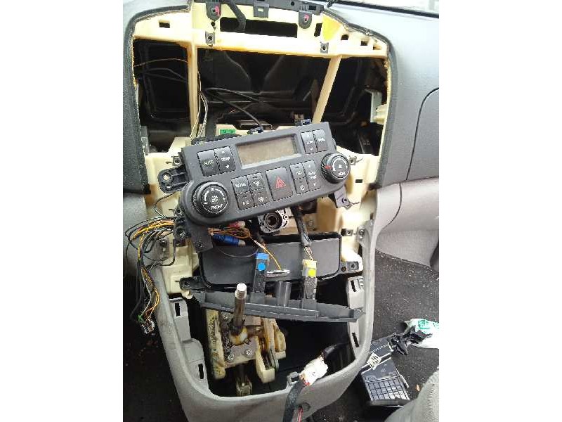 kia carnival del año 2007