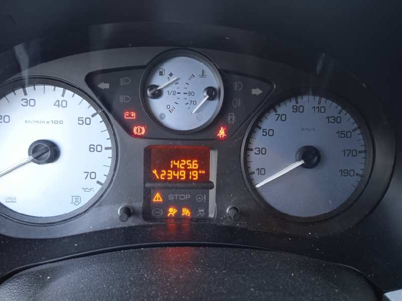 citroën berlingo station wagon del año 2013