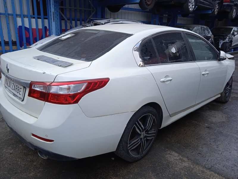 renault latitude del año 2011