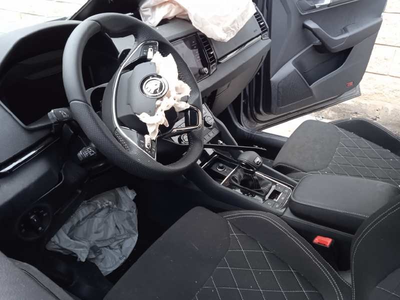 skoda karoq (nu) del año 2023